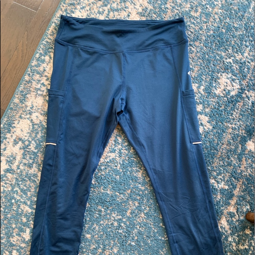 Yoga pant bundle - Picture 2 of 11